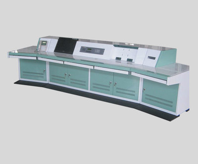 调度台、控制台、操作台与监控台 现代办公环境中的核心设备